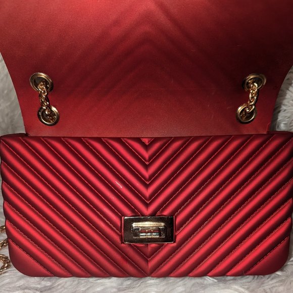 Mini Chevron Quilted Purse - Picture 2 of 6